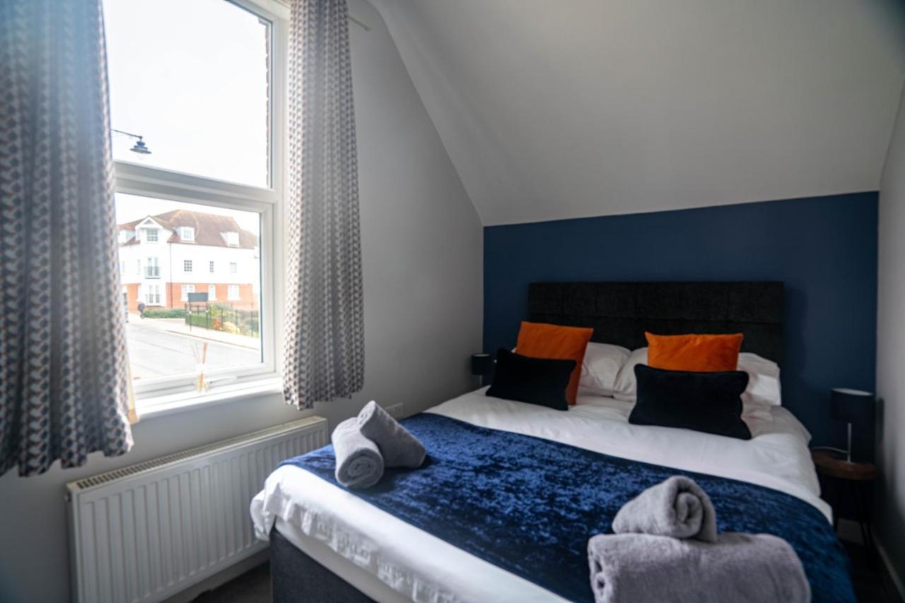 The Becket - Three Bedroom City Centre House With Parking Canterbury Dış mekan fotoğraf